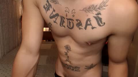 Snapshot of justine_hunk chatting on June 4, 2026, 6:08 am justine_hunk online show from June 4, 2026, 6:08 am