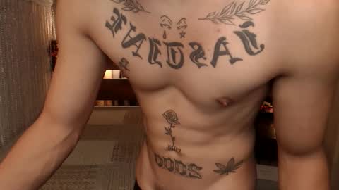 Snapshot of justine_hunk chatting on June 5, 2026, 5:58 am justine_hunk online show from June 5, 2026, 5:58 am
