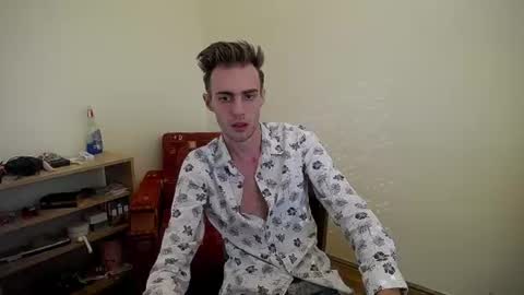 Snapshot of justinnordick chatting on July 27, 2026, 3:41 pm Hologram Guy online show from July 27, 2026, 3:41 pm