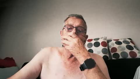 Snapshot of jyarthur01750 chatting on July 23, 2026, 10:35 am Arthur01750 online show from July 23, 2026, 10:35 am