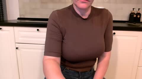 kalisa29 online show from May 17, 2026, 3:59 am