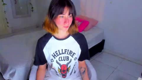 kalynita online show from September 17, 2025, 7:32 am