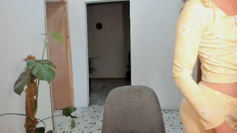 Snapshot of karenarango02 chatting on June 21, 2026, 11:13 am Karen Arango online show from June 21, 2026, 11:13 am