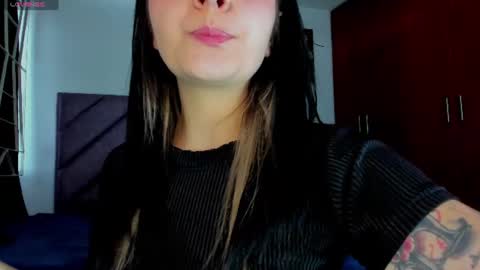 KARINNA  RAVEN online show from July 25, 2026, 9:34 pm