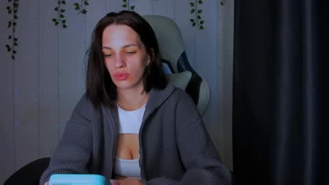 Snapshot of karla_lim chatting on May 18, 2026, 7:14 am karla_lim online show from May 18, 2026, 7:14 am