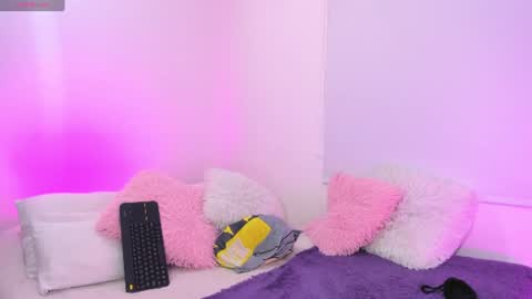 Karlyy  online show from July 29, 2026, 3:37 am