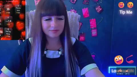 Caroline online show from June 16, 2026, 5:21 am