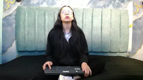 Katalina online show from August 1, 2026, 2:05 pm