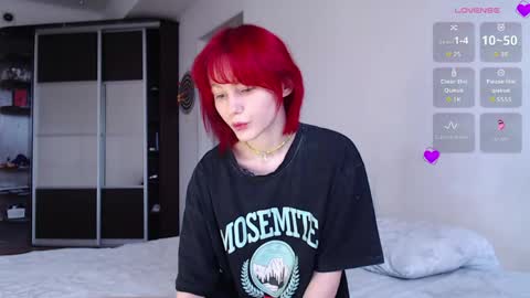 Snapshot of kate_mikki chatting on May 8, 2026, 4:29 am kate_mikki online show from May 8, 2026, 4:29 am