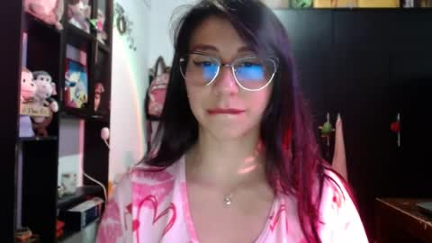 Kateeen18 online show from July 6, 2026, 5:04 am