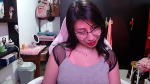 Kateeen18 online show from July 13, 2026, 2:03 am