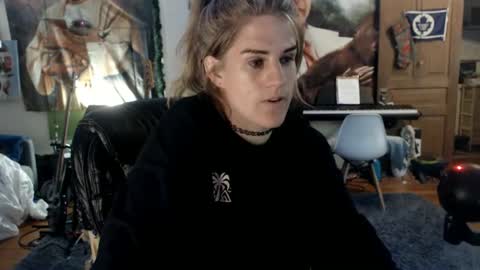 Snapshot of katiecutie_5 chatting on June 25, 2026, 3:28 am Katie online show from June 25, 2026, 3:28 am