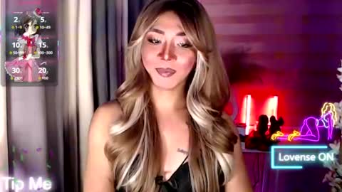 Snapshot of kattiecurrent chatting on June 27, 2026, 12:44 pm Saisy online show from June 27, 2026, 12:44 pm