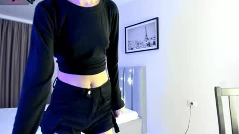 Snapshot of kawai_mai chatting on March 19, 2026, 2:10 pm mai online show from March 19, 2026, 2:10 pm