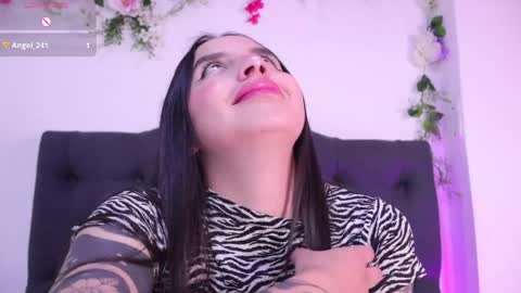 kaylee_lee online show from May 12, 2026, 4:09 am