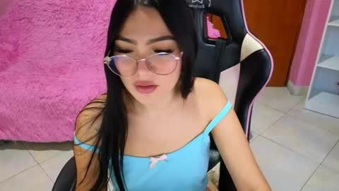 keeiity_moon online show from May 15, 2026, 5:31 pm