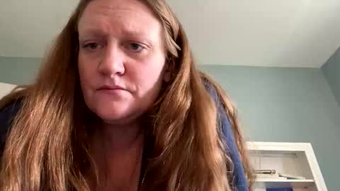kellilyn10 online show from April 18, 2026, 7:07 pm