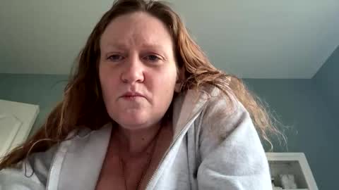 kellilyn10 online show from April 20, 2026, 11:50 pm