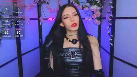 Kelly online show from June 17, 2026, 8:43 pm