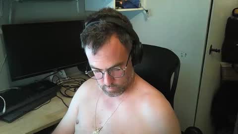 kelvin06133 online show from June 6, 2026, 10:14 pm