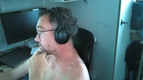 kelvin06133 online show from June 15, 2026, 12:40 pm