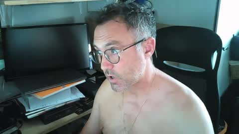 kelvin06133 online show from July 26, 2026, 12:01 pm