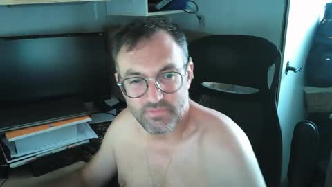 kelvin06133 online show from July 31, 2026, 12:26 pm