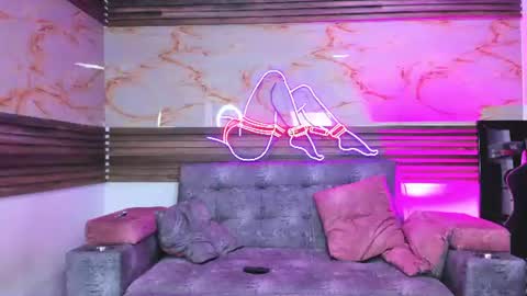 ken_and_bonnie online show from August 4, 2026, 2:26 am