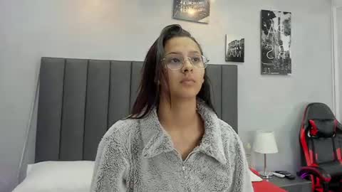 Kendra London online show from July 6, 2026, 11:07 am