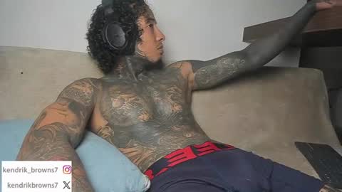 kendrick brown online show from August 6, 2026, 10:33 pm