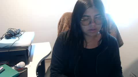 Snapshot of kimmy_kimmy_ chatting on July 6, 2026, 5:48 pm Kimmy online show from July 6, 2026, 5:48 pm