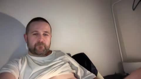 kingsizetease online show from June 22, 2026, 5:48 am
