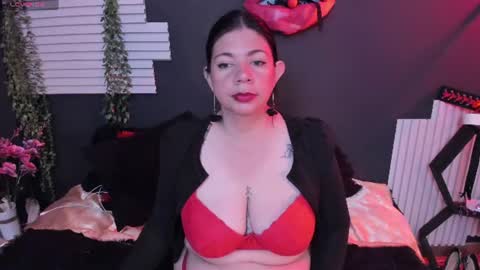 kinkyy_mom online show from August 5, 2026, 3:15 pm