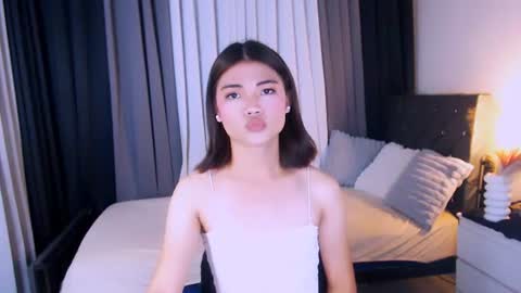 kiora_greyson online show from June 10, 2026, 3:18 am