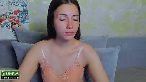 Kira  online show from June 20, 2026, 6:22 pm