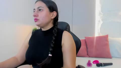 Snapshot of kira_relish chatting on June 24, 2026, 11:09 am K I R A online show from June 24, 2026, 11:09 am
