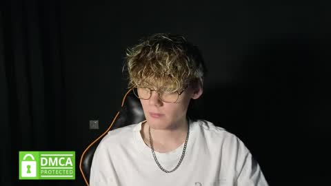 Snapshot of kirill_20_cm chatting on April 27, 2026, 11:58 pm Kirill and Andrey online show from April 27, 2026, 11:58 pm