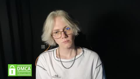 Snapshot of kirill_20_cm chatting on May 9, 2026, 2:39 am Kirill and Andrey online show from May 9, 2026, 2:39 am