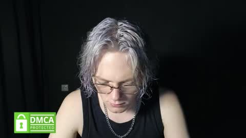 Snapshot of kirill_20_cm chatting on May 10, 2026, 6:13 pm Kirill and Andrey online show from May 10, 2026, 6:13 pm