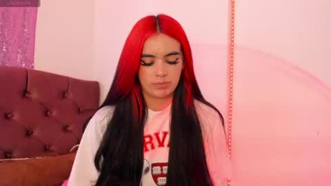 Lily online show from June 12, 2026, 7:35 pm