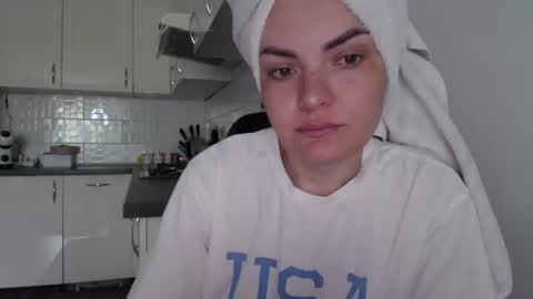 Im Amaia   Everyone Merry Christmas  online show from July 4, 2026, 7:25 am