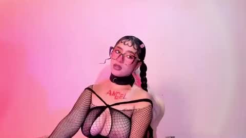 kitty__chs online show from June 28, 2026, 11:22 pm