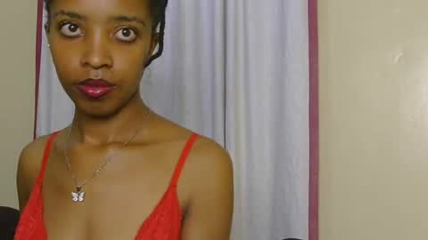 Snapshot of kitty_piee chatting on July 4, 2026, 1:34 am sugar plum online show from July 4, 2026, 1:34 am