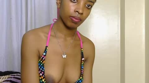 Snapshot of kitty_piee chatting on July 17, 2026, 12:17 am sugar plum online show from July 17, 2026, 12:17 am