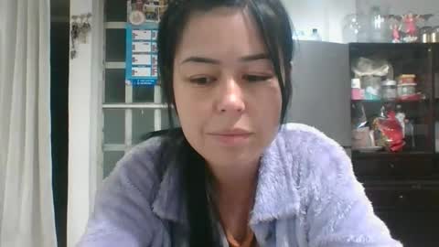 kitty_small69 online show from February 14, 2026, 2:41 am