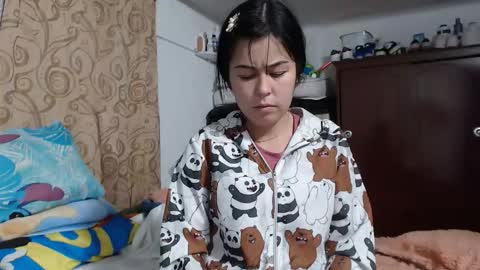 Snapshot of kitty_small69 chatting on May 18, 2026, 4:07 am kitty_small69 online show from May 18, 2026, 4:07 am