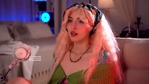 KittyBay  online show from July 6, 2026, 9:17 pm