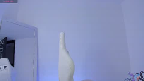 kitty online show from July 27, 2026, 10:06 pm