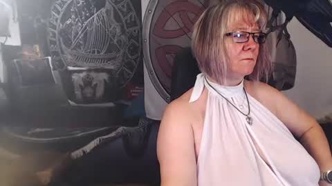 Snapshot of kleiner_teufel chatting on July 6, 2026, 5:15 pm Michelle online show from July 6, 2026, 5:15 pm