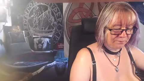 Snapshot of kleiner_teufel chatting on July 14, 2026, 11:27 am Michelle online show from July 14, 2026, 11:27 am